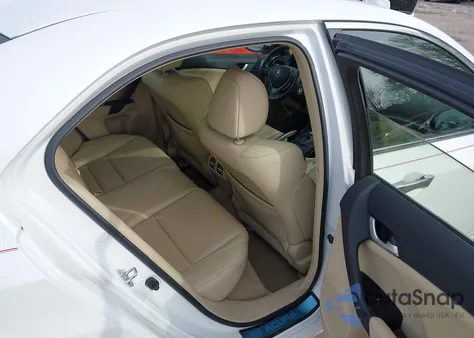 2014 Acura Tsx 2.4 z USA, uszkodzony, nr VIN JH4CU2F6XEC001475